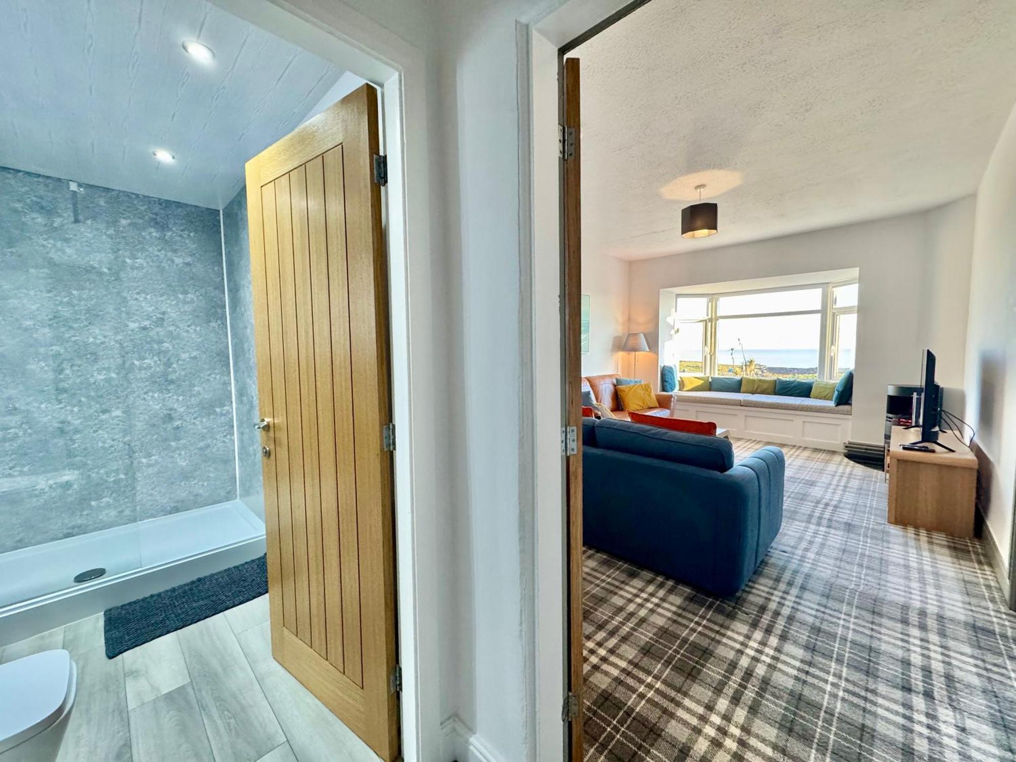 Lagoon View - Sea View- Pet Friendly - 2 Bed Apt - En-Suite Trearddur Eksteriør bilde
