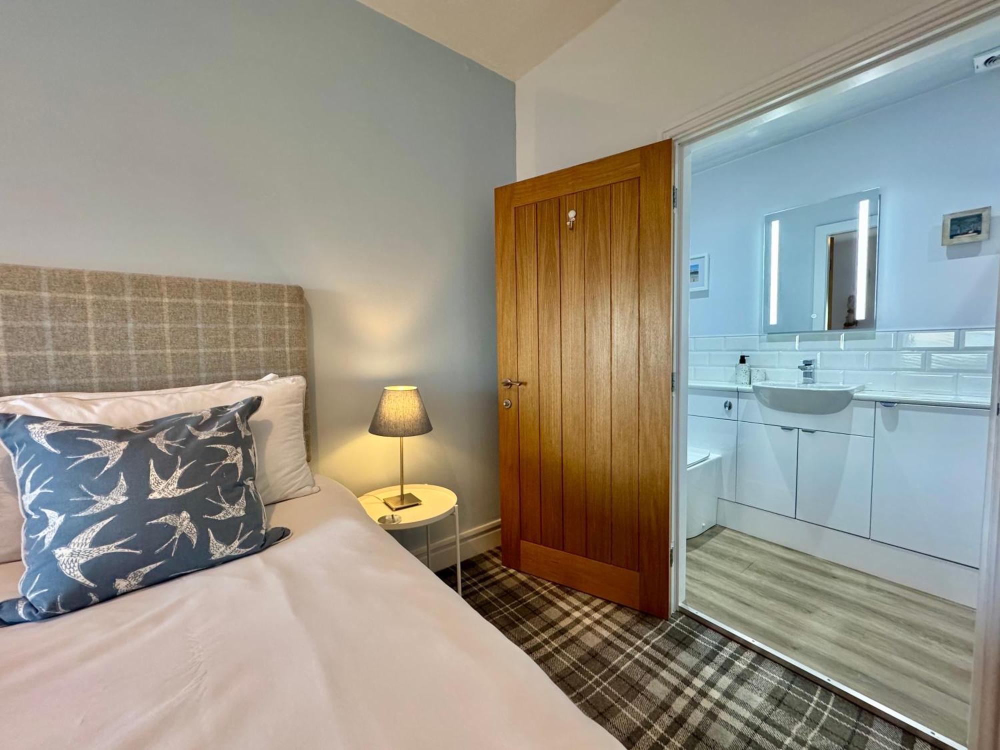 Lagoon View - Sea View- Pet Friendly - 2 Bed Apt - En-Suite Trearddur Eksteriør bilde